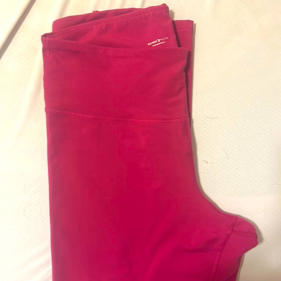 Old Navy Pants - Old Navy Fuchsia Leggings